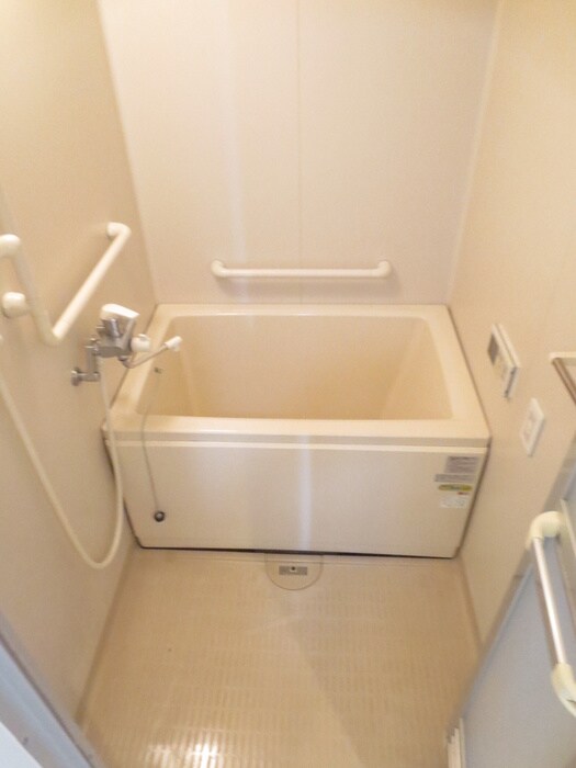 物件内観写真14　(バス／シャワールーム等)