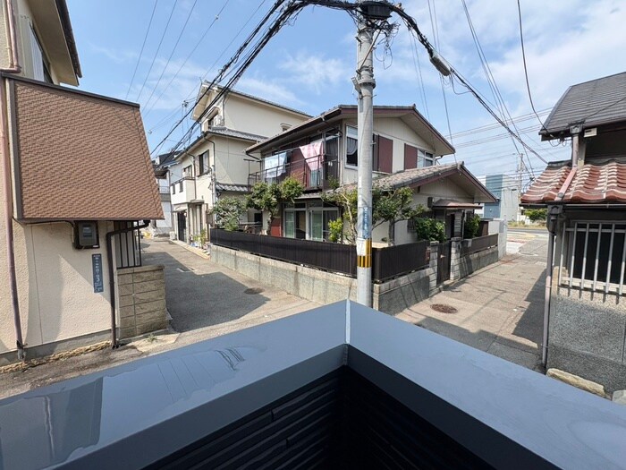 物件内観写真18　(室内からの展望)