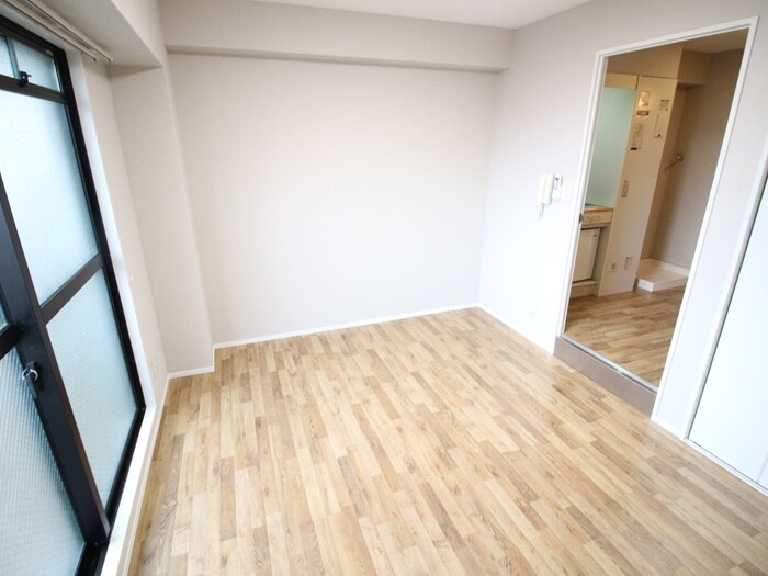 物件内観写真10　(居室)