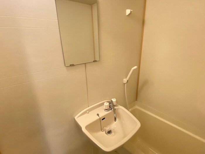 物件内観写真10　(洗面)