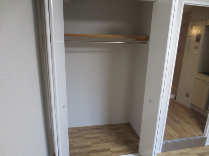 物件内観写真11　(収納)