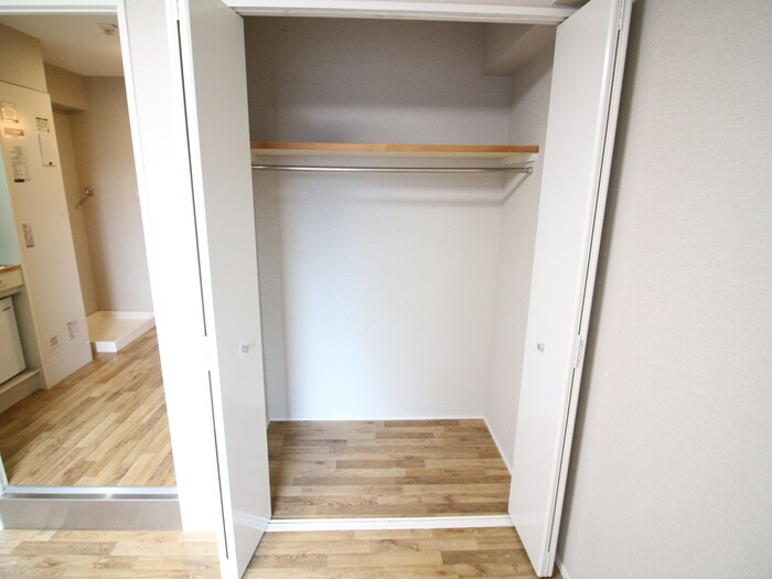 物件内観写真15　(収納)