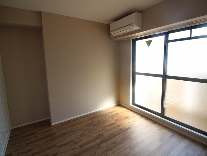 物件内観写真17　(居室)