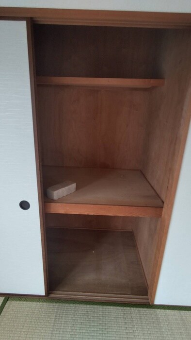 物件内観写真11　(収納)