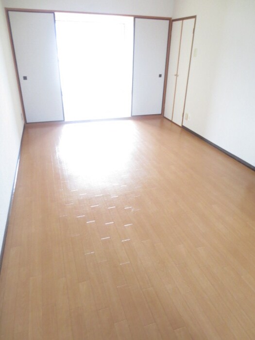 物件内観写真12　(居室)