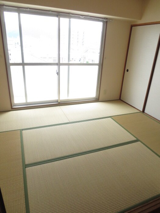 物件内観写真13　(居室)