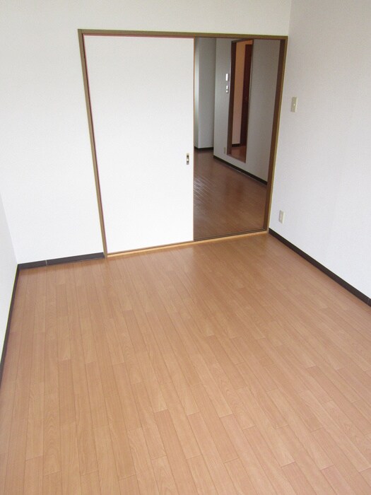 物件内観写真14　(居室)