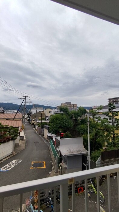 物件内観写真14　(室内からの展望)