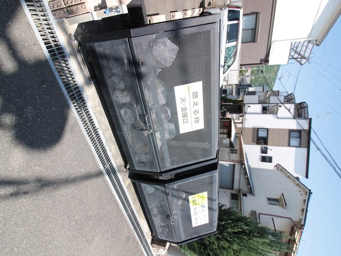 物件外観写真4　(建物設備)