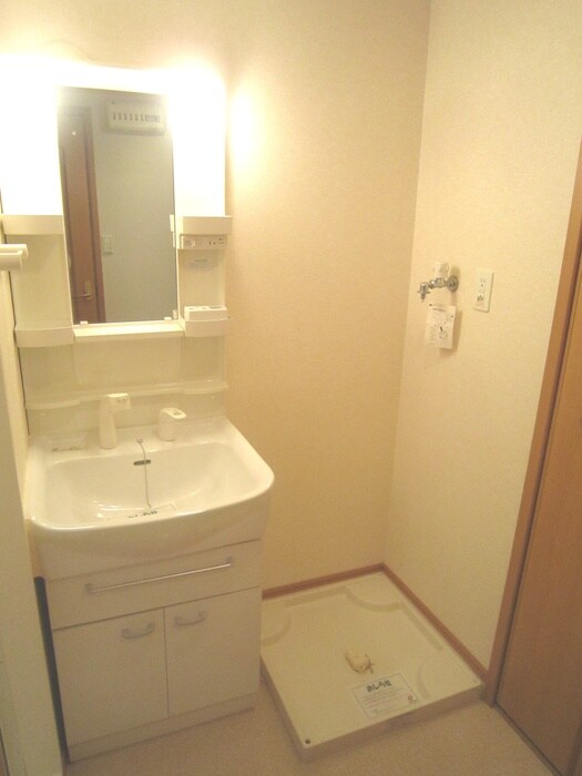 物件内観写真11　(洗面)