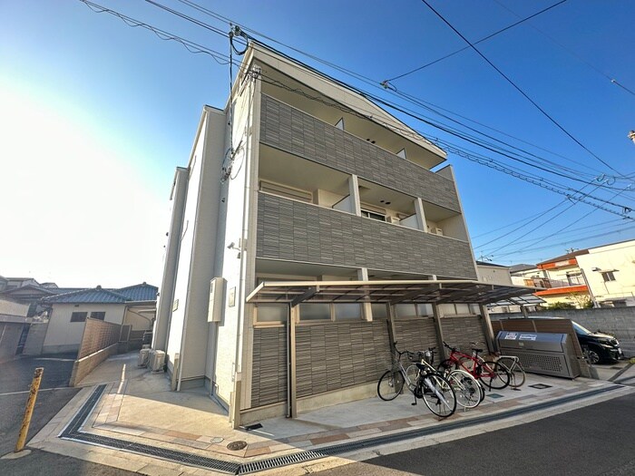 物件外観写真1　(外観写真)