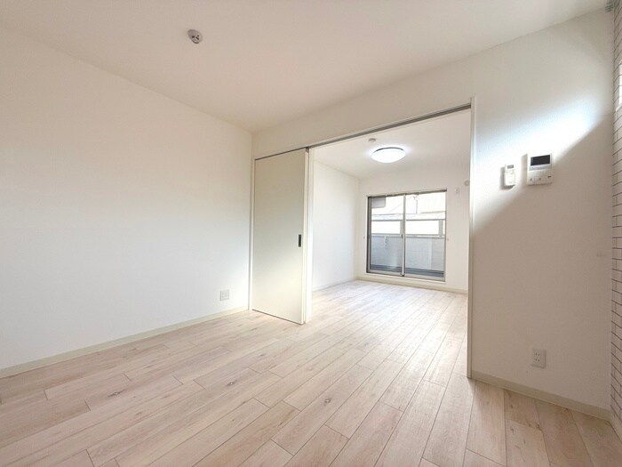 物件内観写真22　(居室)