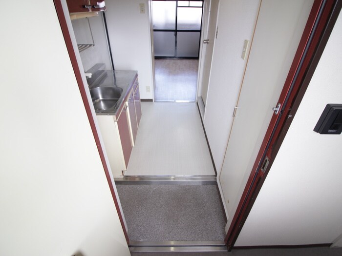 物件内観写真12　(廊下)