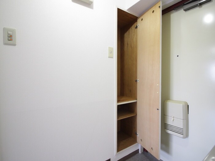 物件内観写真14　(靴箱)