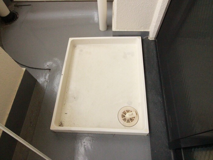 物件内観写真16　(洗濯機置場)