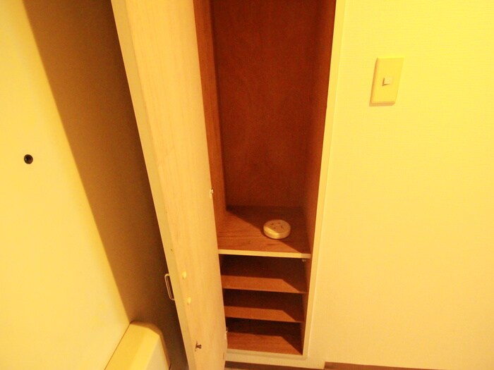 物件内観写真18　(靴箱)