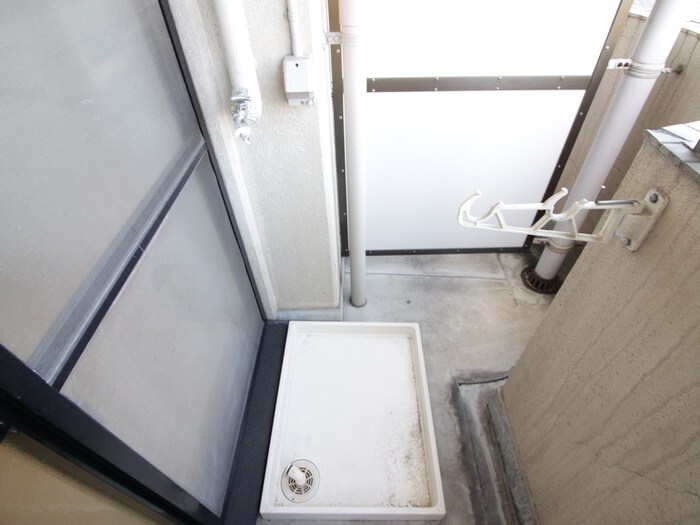 物件内観写真19　(洗濯機置場)