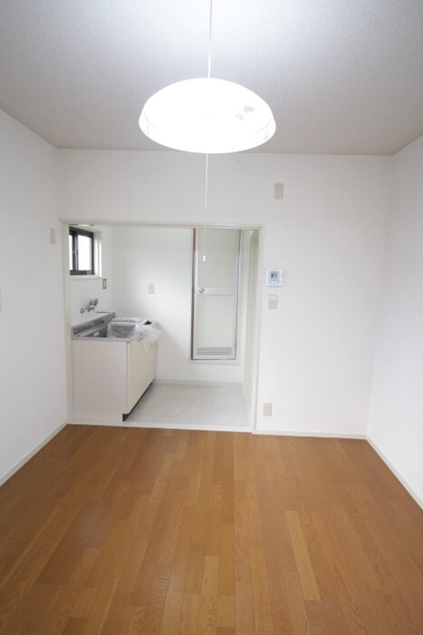 物件内観写真5　(居室)