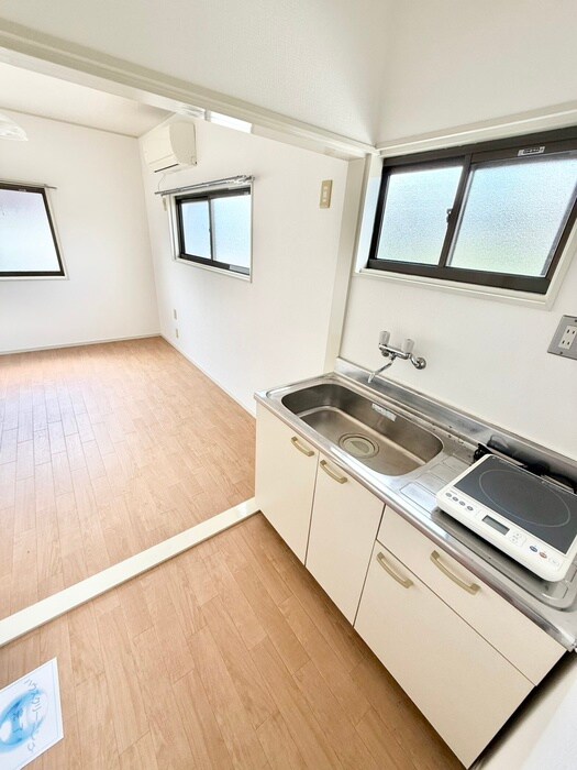 物件内観写真8　(廊下)