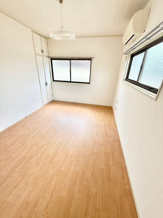 物件内観写真11　(居室)