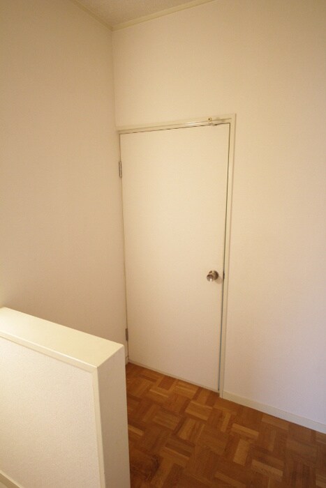 物件内観写真13　(廊下)