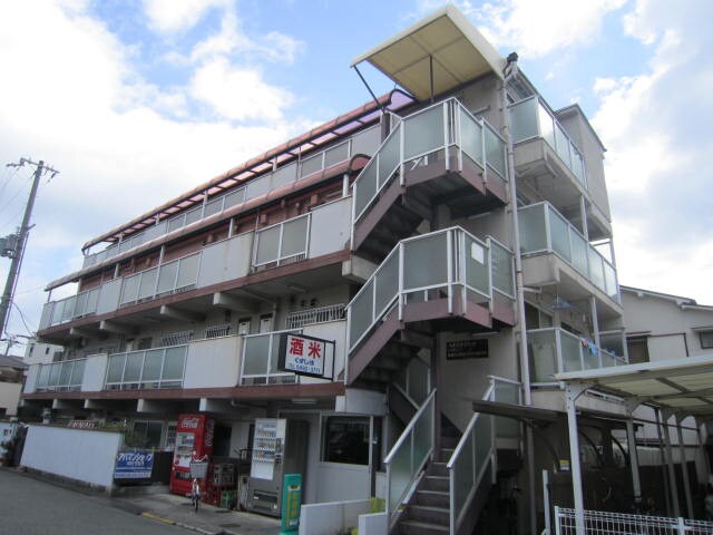 物件外観写真2　(外観写真)