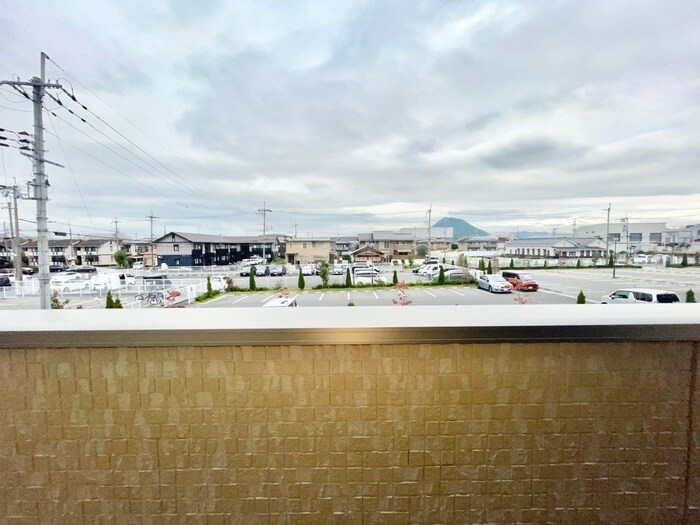 物件内観写真17　(室内からの展望)