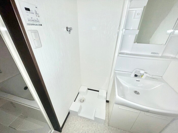 物件内観写真20　(洗濯機置場)