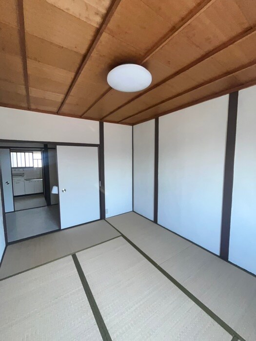 物件内観写真9　(居室)