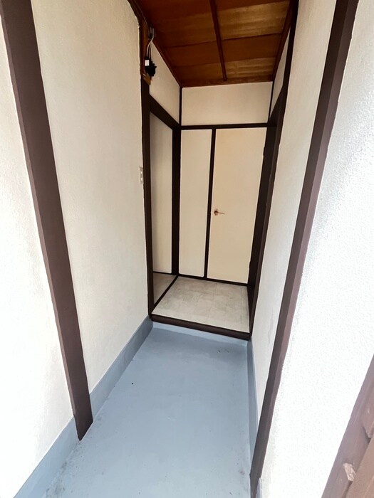 物件内観写真15　(玄関)