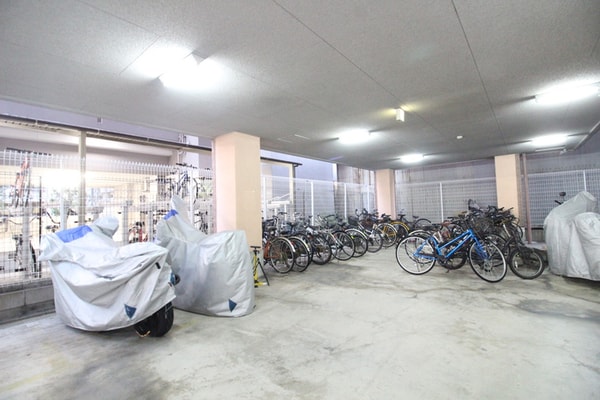 駐輪場