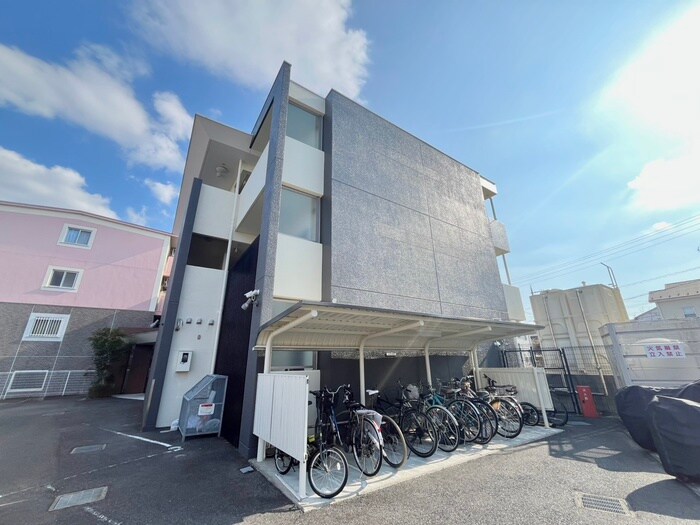 物件外観写真2　(外観写真)