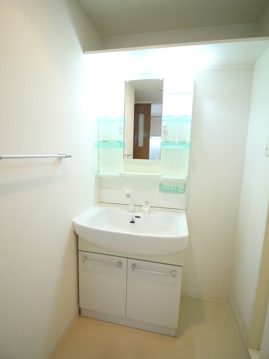 物件内観写真9　(洗面)