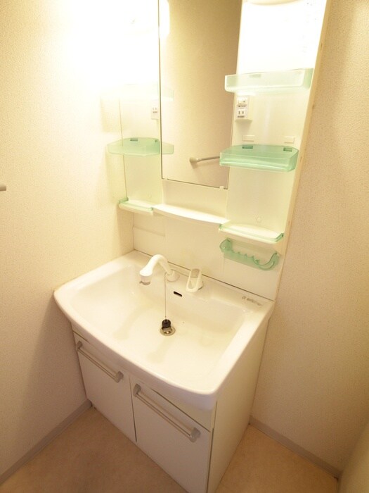 物件内観写真12　(洗面)