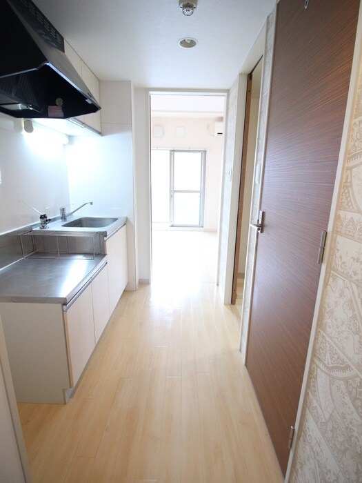 物件内観写真15　(廊下)