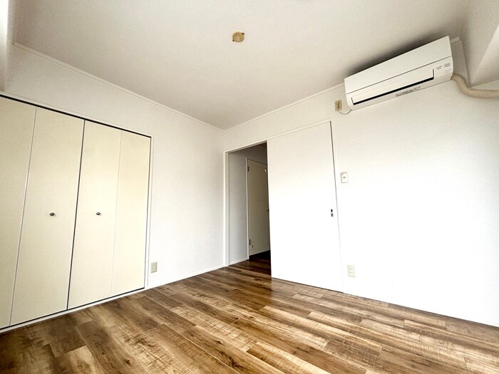 物件内観写真9　(居室)
