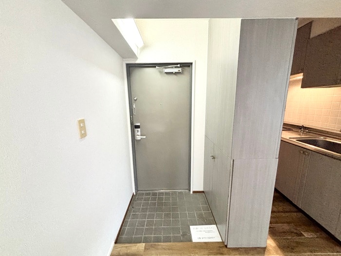 物件内観写真19　(玄関)