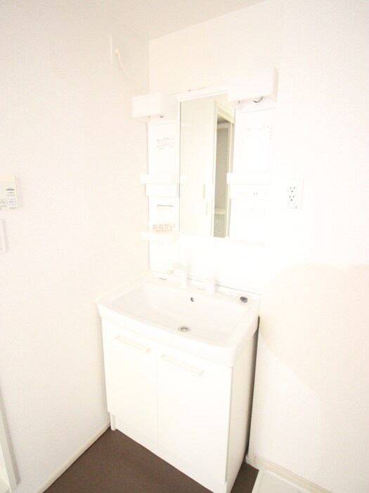 物件内観写真6　(洗面)