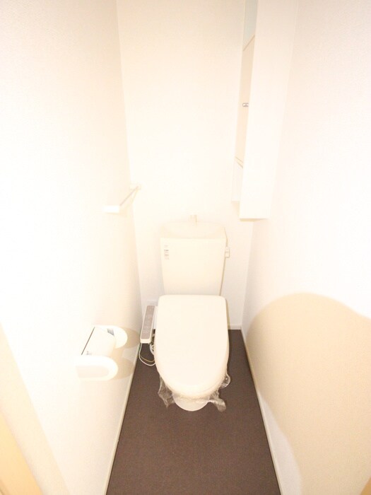 物件内観写真8　(トイレ)