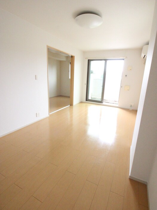 物件内観写真13　(居室)