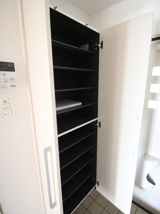 物件内観写真17　(靴箱)