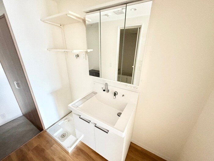 物件内観写真13　(洗面)