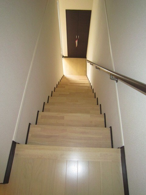 物件内観写真10　(廊下)