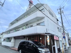 ホワイトハウス外観写真