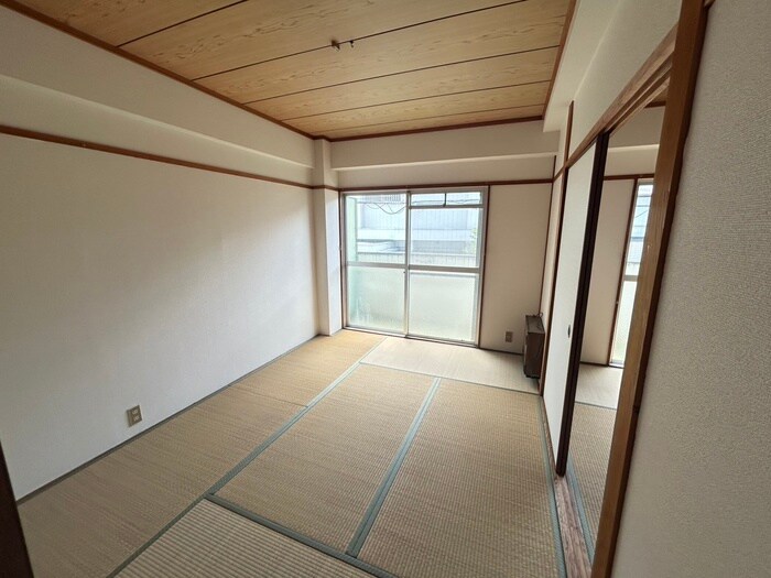 物件内観写真18　(居室)