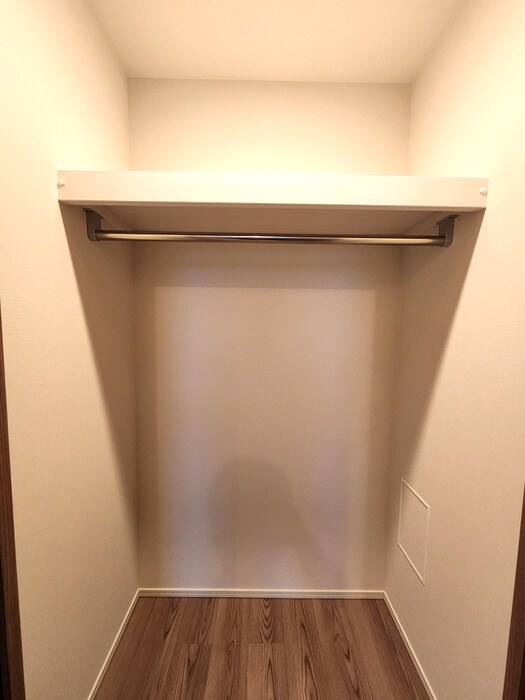 物件内観写真18　(収納)