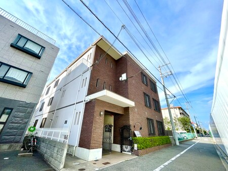 セピア・ファンタジ－外観写真