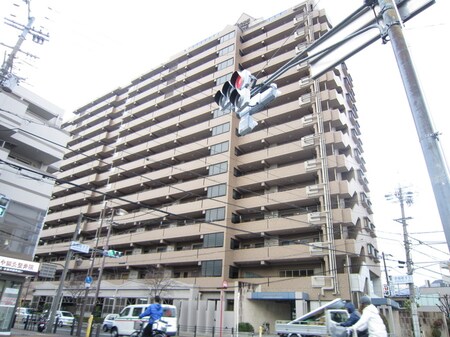 ﾗｲｵﾝｽﾞﾏﾝｼｮﾝ三国ヶ丘（1205）外観写真