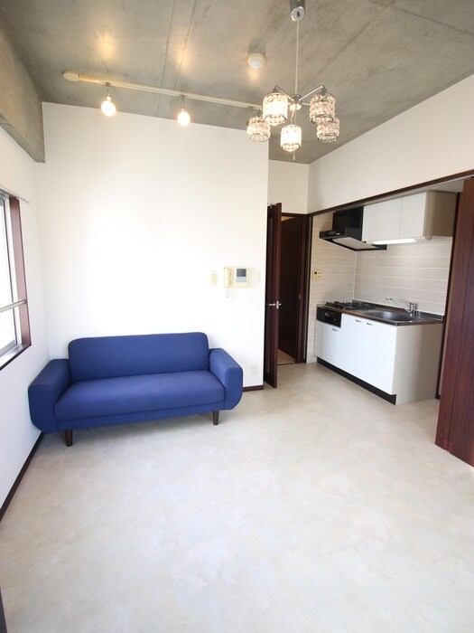 物件内観写真8　(居室)