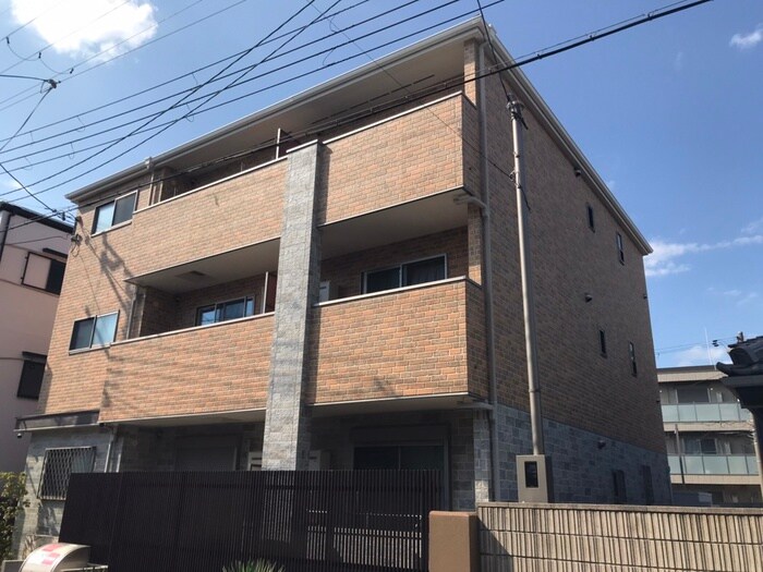 物件外観写真1　(外観写真)